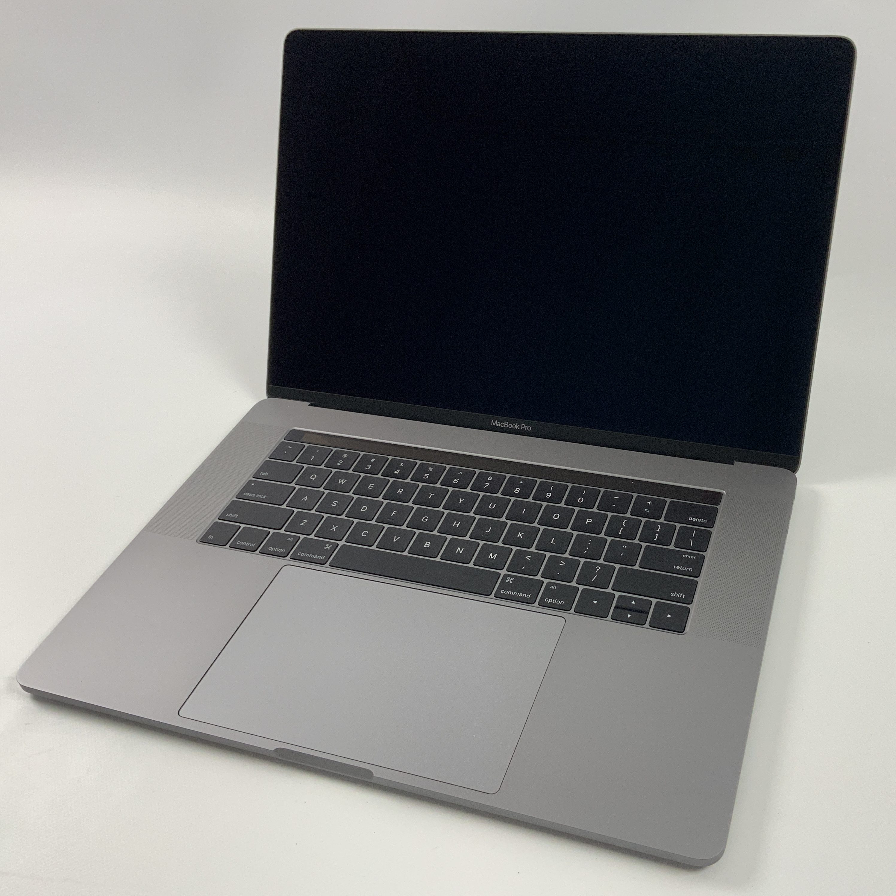 MacBook Pro 15" Touch Bar Late 2016 (Intel Quad-Core i7 2.6 GHz 16 GB RAM 256 GB SSD), Space Gray, Intel Quad-Core i7 2.6 GHz, 16 GB RAM, 256 GB SSD, obraz 1